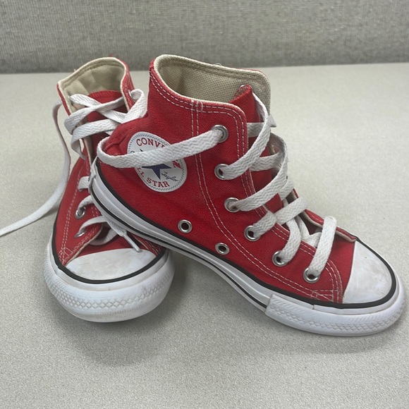 red converse size 3